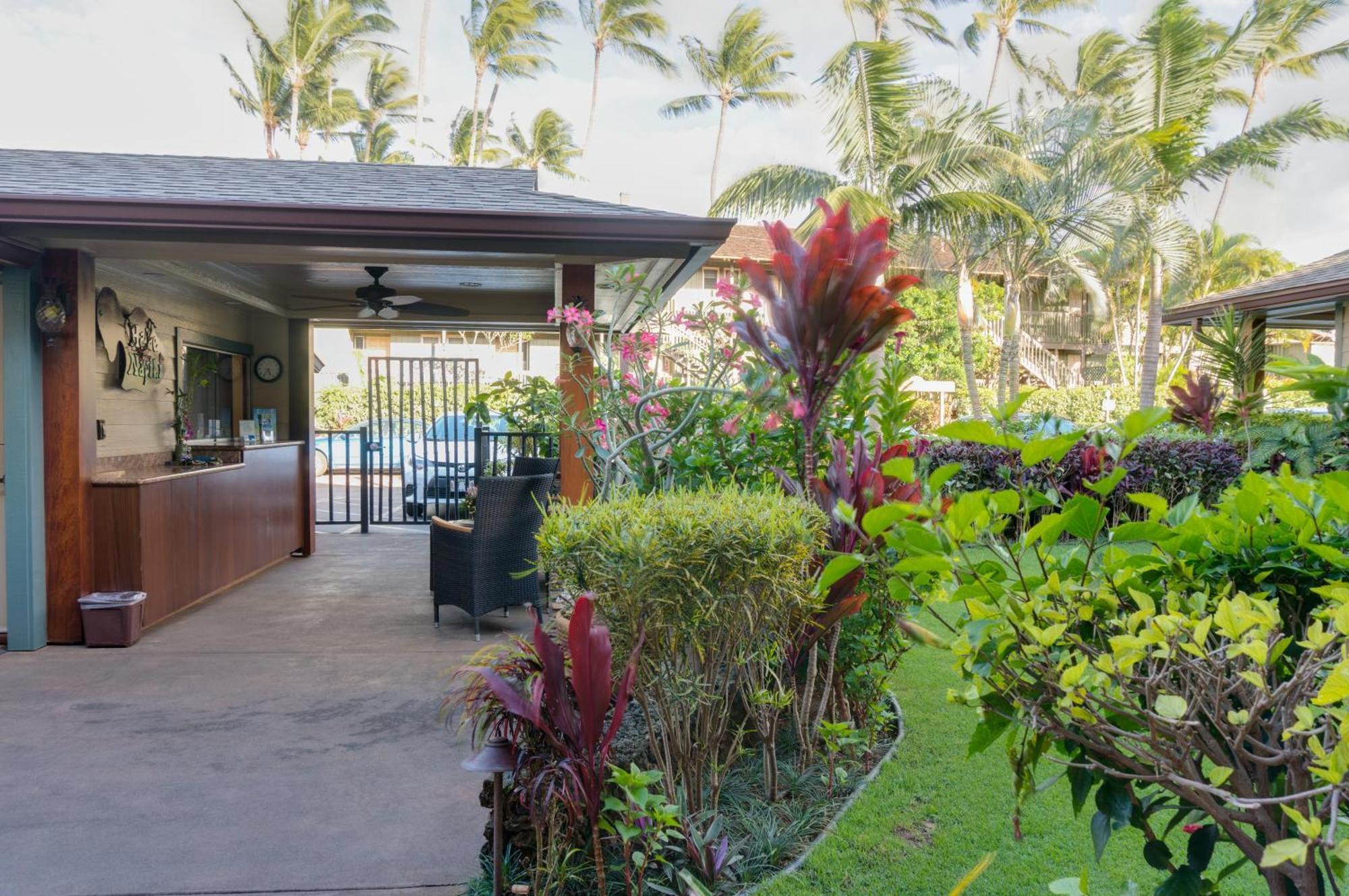 Hale Napili Aparthotel Lahaina Exterior photo