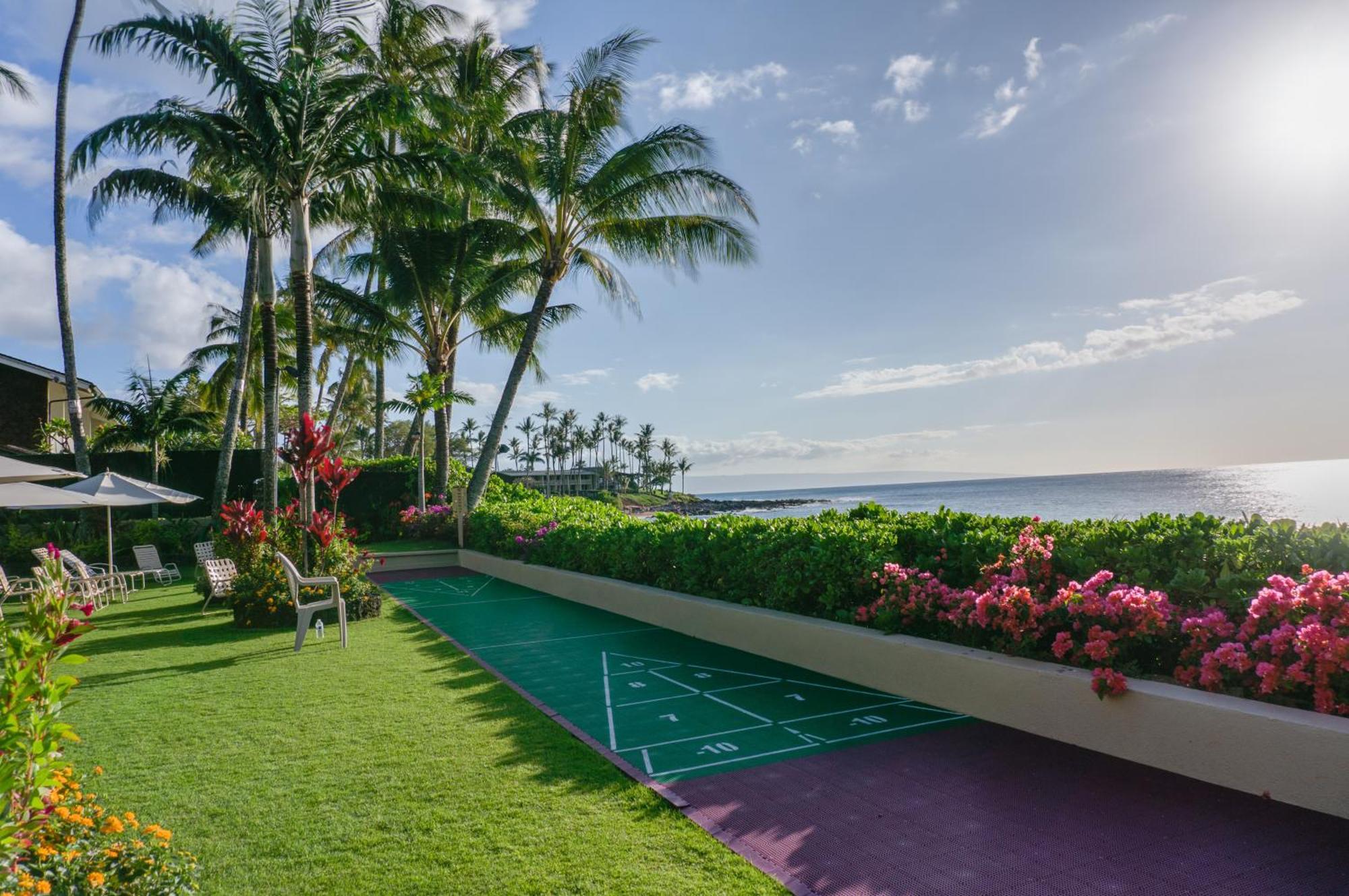 Hale Napili Aparthotel Lahaina Exterior photo